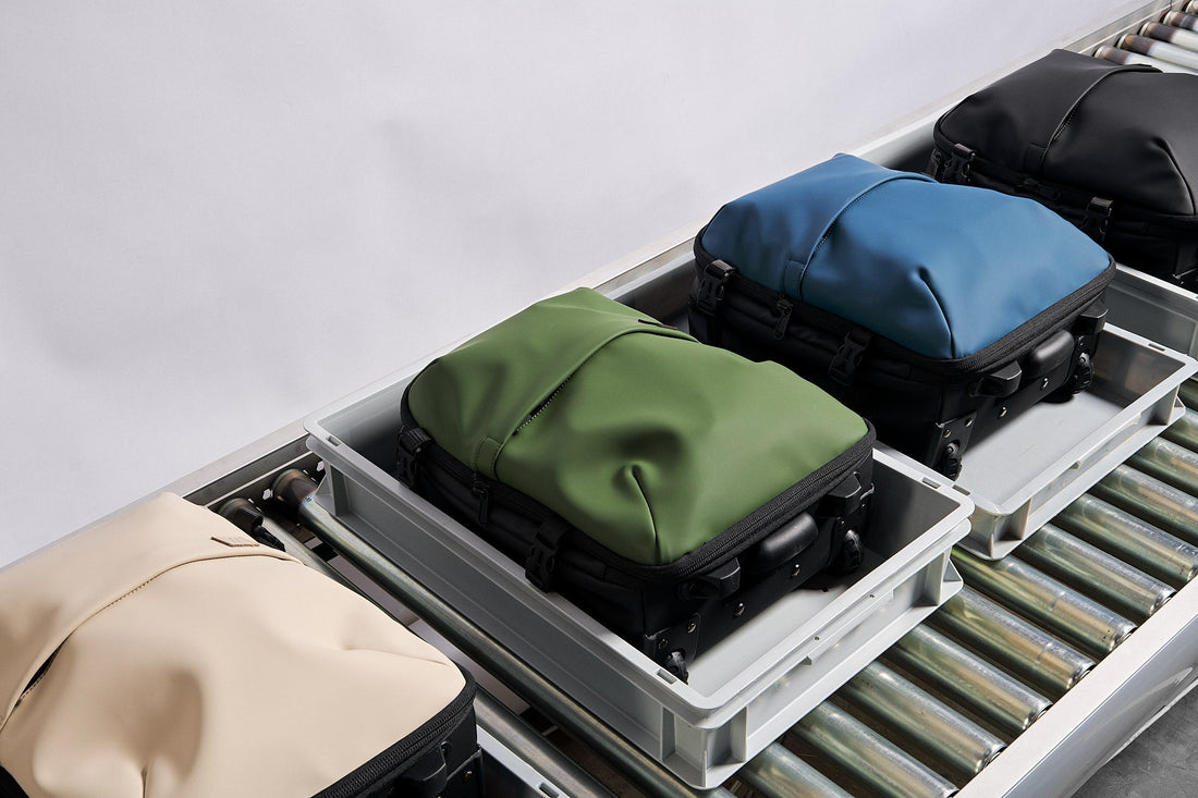 Compression zippers vs. vacuum technology: Which minimizes bulk better?