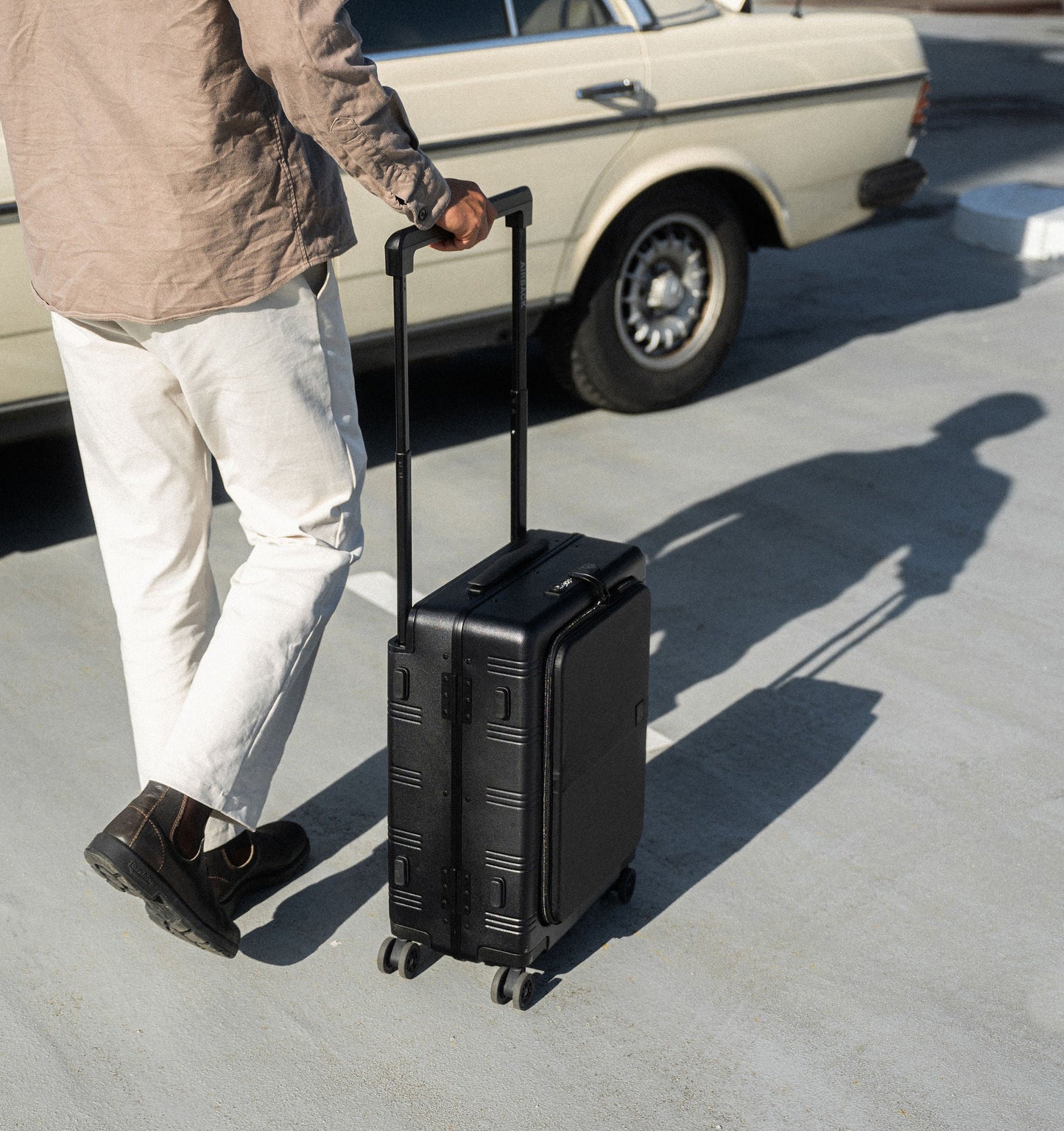 NEXT (Carry-On)