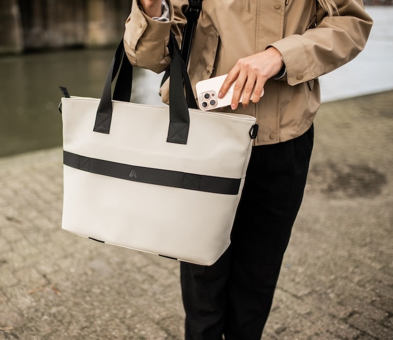 Airback TOTE - Light Sand