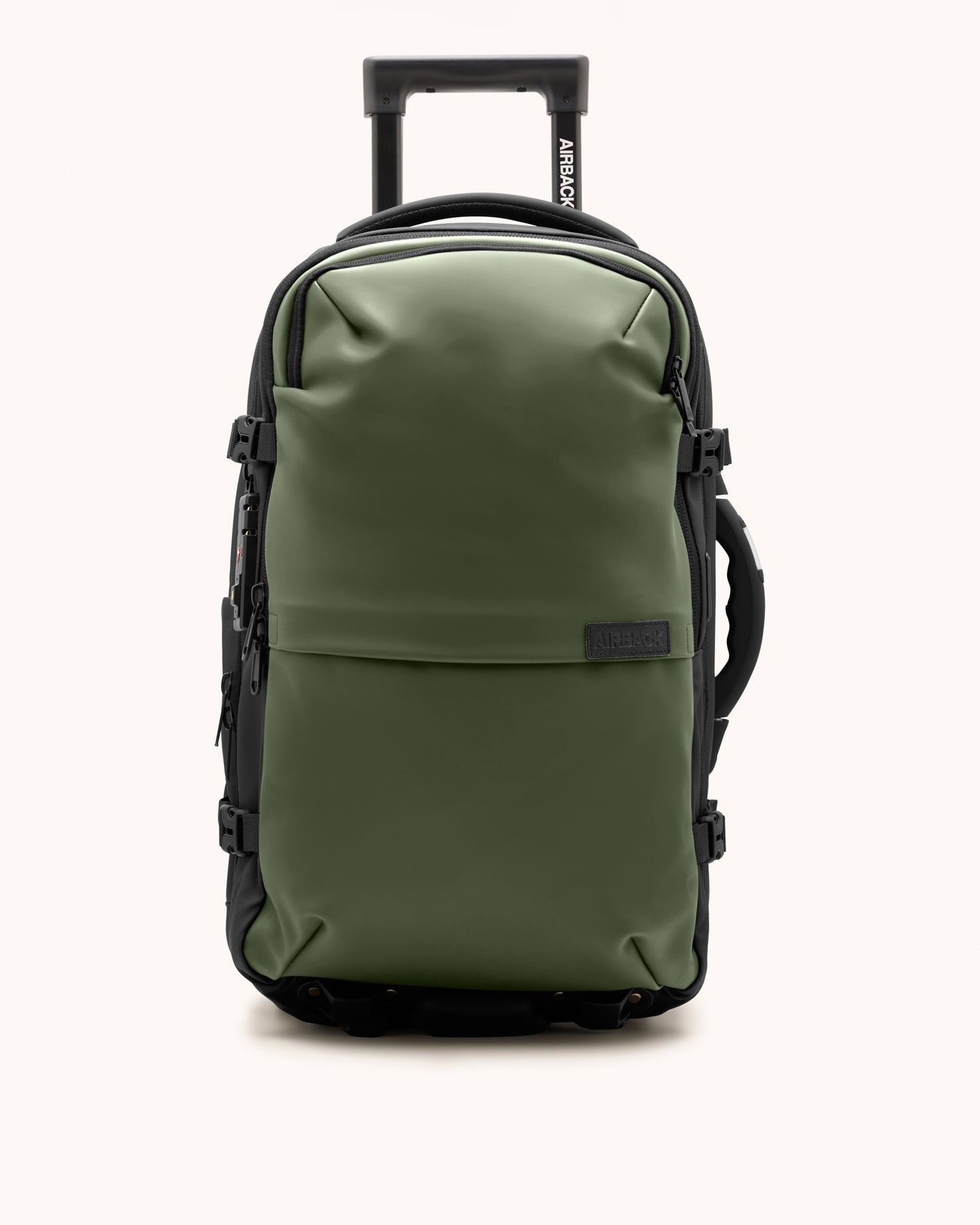 MAX (Carry-On)
