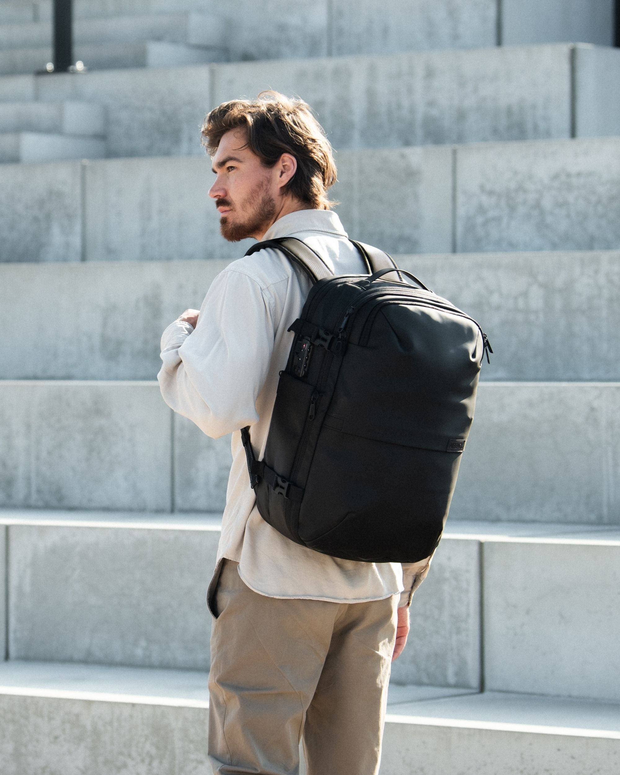 バッグ AIRBACK Original Matt Black Original (Carry-On) - Bundle – Airback US